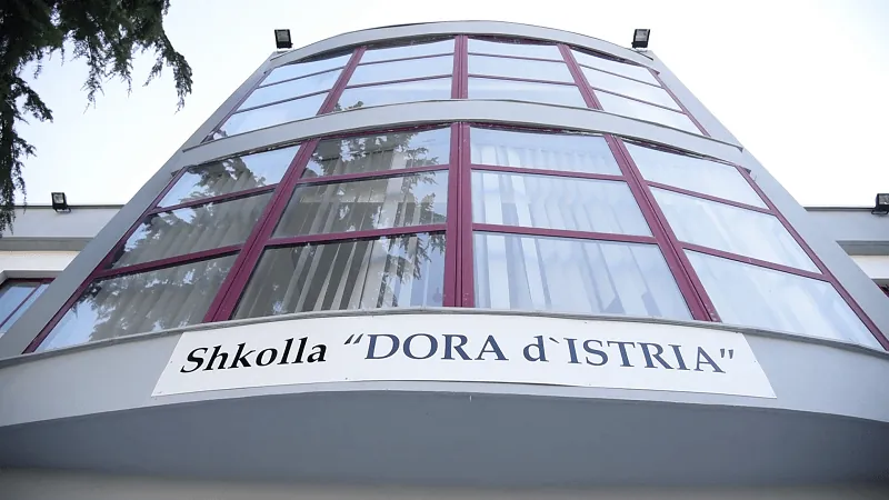 Dora distria2